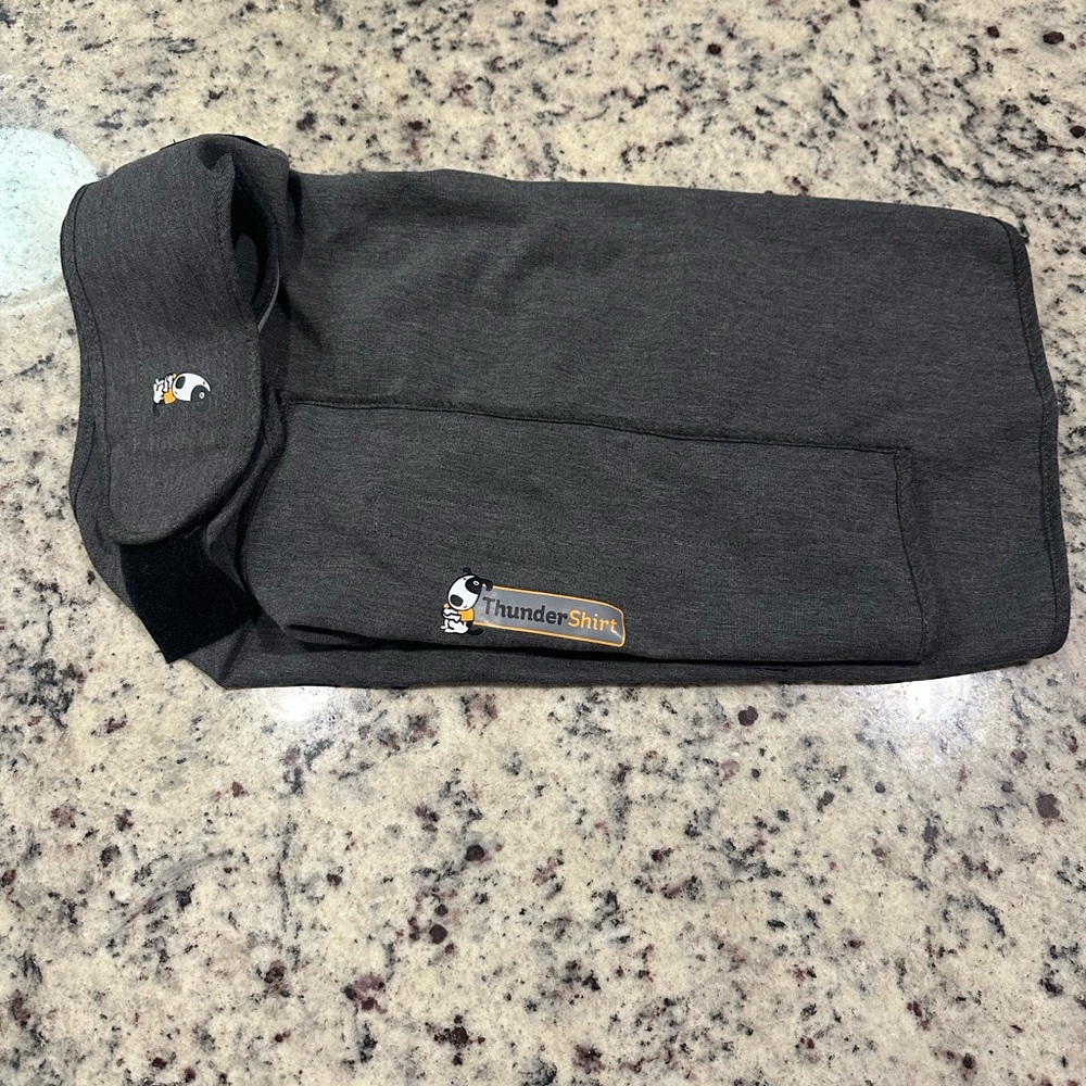 Thundershirt Charcoal Pet Calming Wrap